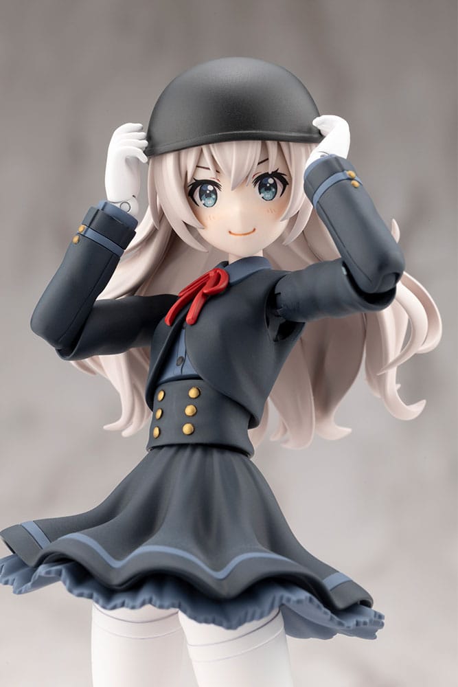 SU ORDINAZIONE Sousai Shojo Teien Plastic Model Kit 1/10 Emma Koishikawa Nocturne with Honda AB12 Motocompo 14 cm     
