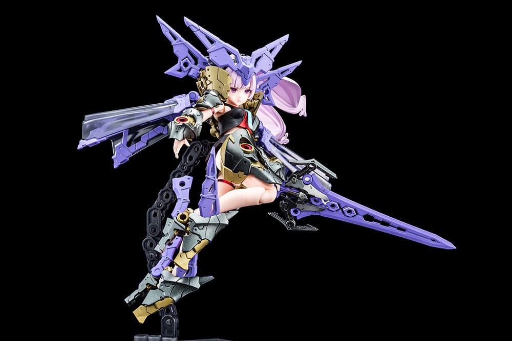 SU ORDINAZIONE Megami Device Plastic Model Kit 1/1 Buster Doll Paladin Darkness Claw 17 cm    