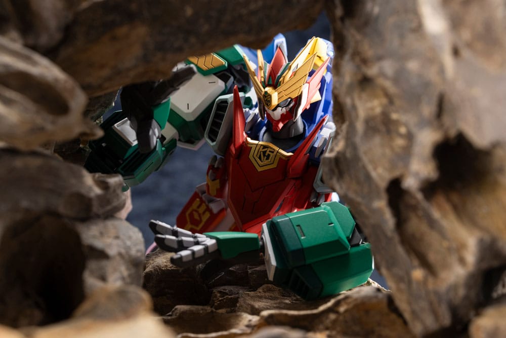 SU ORDINAZIONE The Red Ranger Becomes an Adventurer in Another World Plastic Model Kit Maximum Kizuna Kaiser 17 cm  