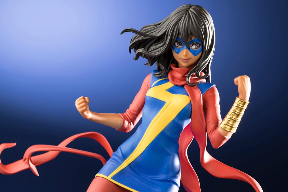 PREORDINE ESAURITO Marvel Bishoujo PVC Statue 1/7 Mrs. Marvel Renewal Package 20 cm