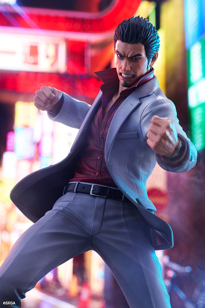 PREORDINE+ 01/2026 Like a Dragon PVC Statue 1/6 Kazuma Kiryu 29 cm