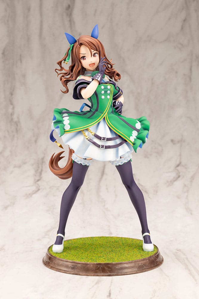 PREORDINE+ 05/2027 Uma Musume Pretty Derby PVC Statue 1/7 King Halo (Reproduction) 25 cm