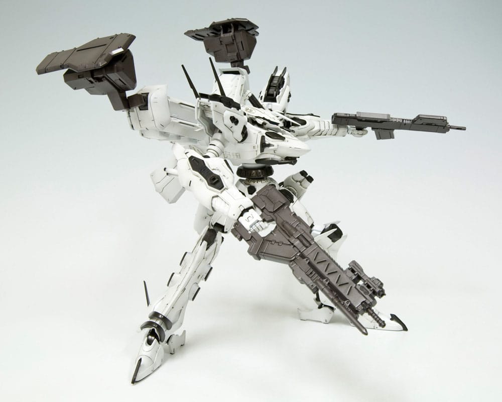 PREORDINE ESAURITO Armored Core LINEARK WHITE-GLINT 1/72 Model (RESTOCK)