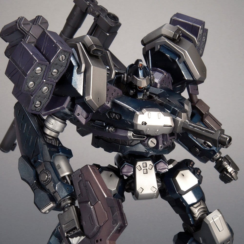 PREORDINE+ 04/2027 Armored Core Plastic Model 1/72 CREST CR-C75U2 Close Quarters Ver. 16 cm