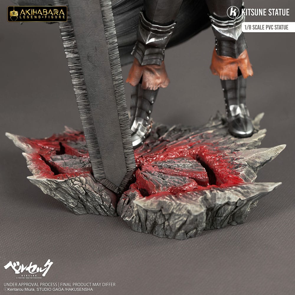 PREORDINE 02/2026 Berserk Akihabara Legend Figure PVC Statue 1/8 Guts 30 cm (PREORDINE NON CANCELLABILE)