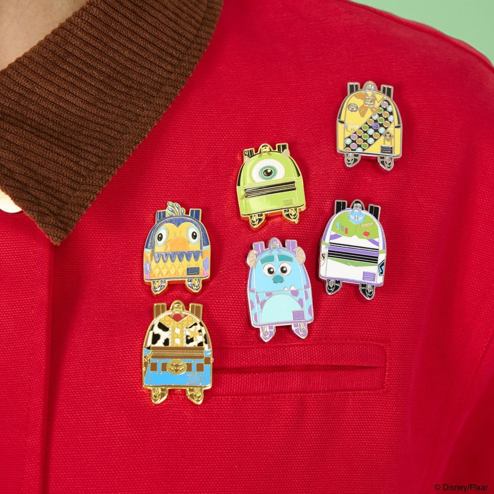 🧪 LAB | PREORDINE+ 11/2026 Disney/Pixar by Loungefly Enamel Pins Mini Backpack Blind Box Assortment (12)