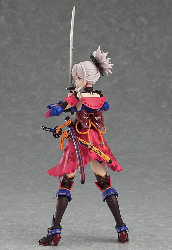 PREORDER+ 09/2026 Fate/Stay Night Figma Action Figure Saber/Miyamoto Musashi 14 cm