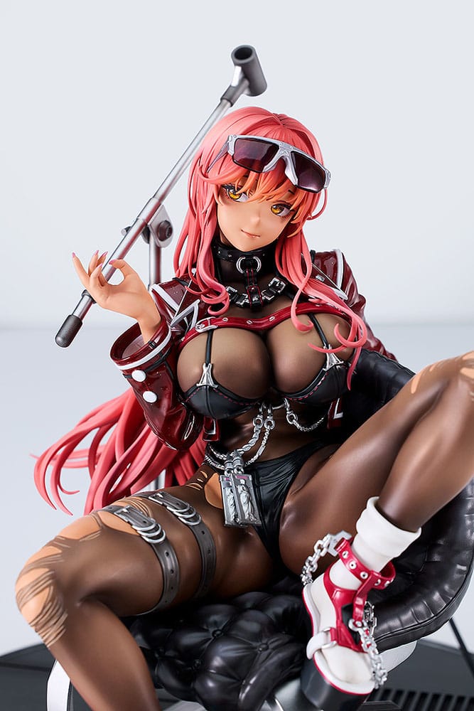 PREORDINE+ 07/2025 Goddess of Victory: Nikke Volume 17 cm Statue 1/7