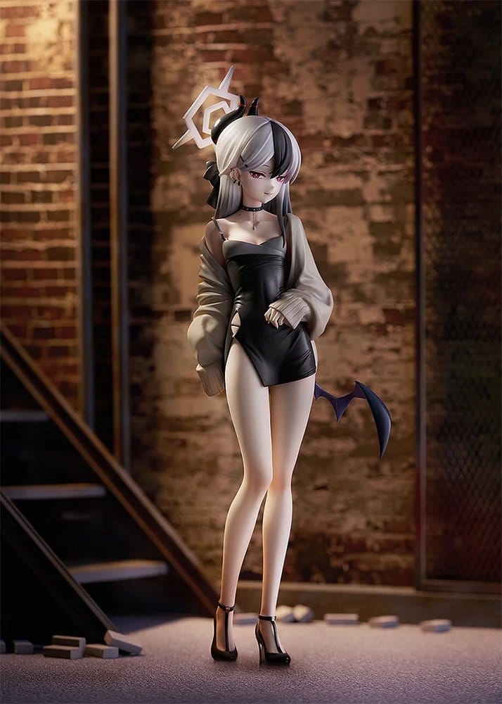 PREORDINE+ 07/2027 Blue Archive PVC Figure 1/7 Kayoko (Dress) 23 cm