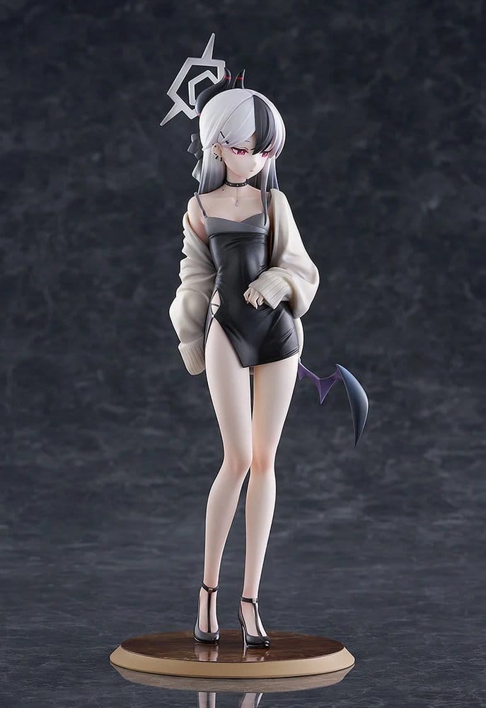 PREORDINE+ 07/2027 Blue Archive PVC Figure 1/7 Kayoko (Dress) 23 cm