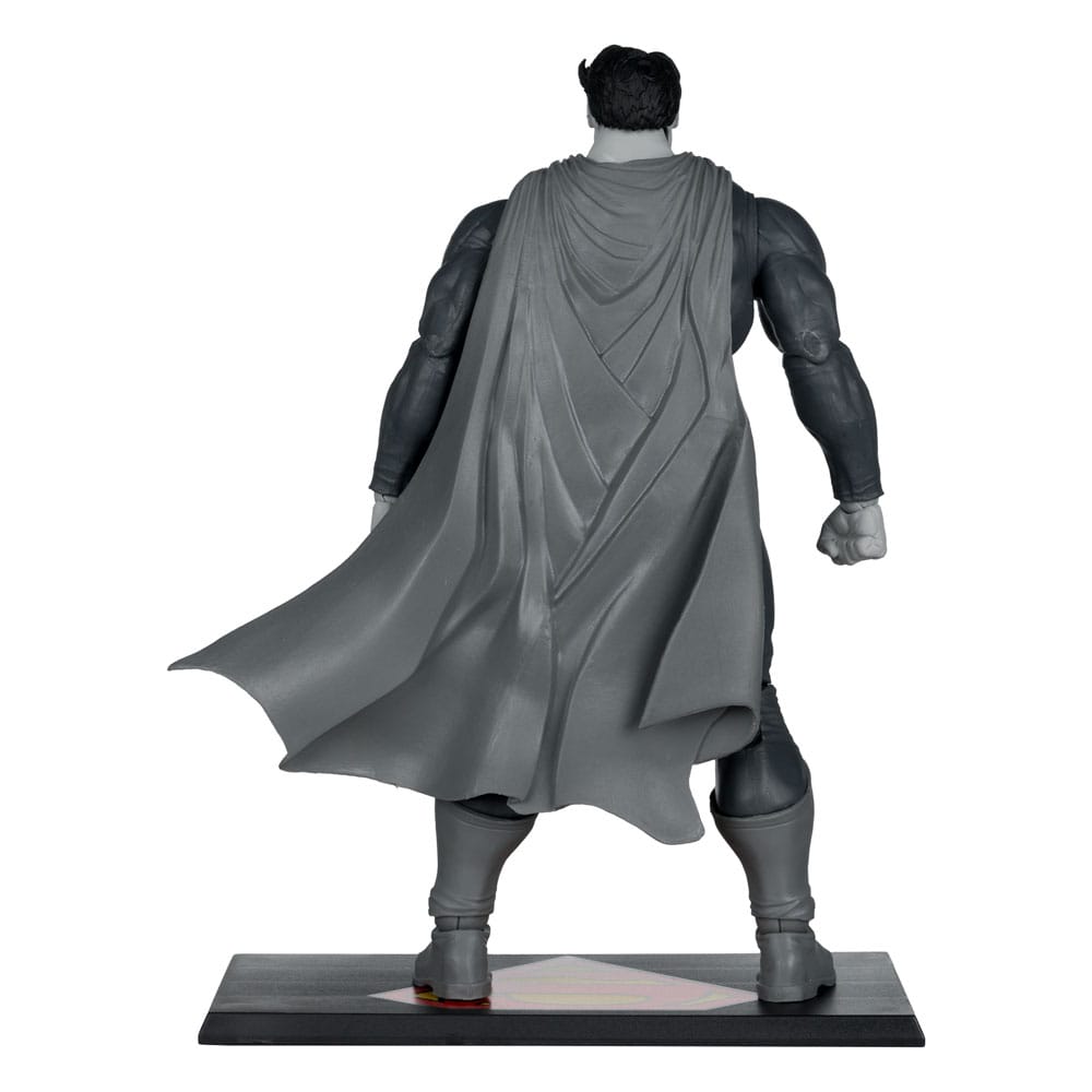 🧪 LAB | SU ORDINAZIONE DC Multiverse Action Figure Superman (The Dark Knight Returns) (Black & White Accent Edition) (Gold Label) 18 cm
