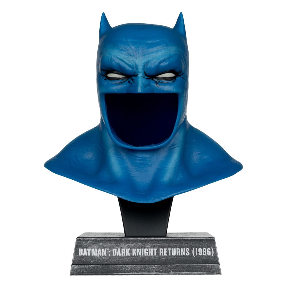 AUF BESTELLUNG GEFERTIGT: The Dark Knight Returns DC Direct Mini-Replika 1/3 Batman-Maske 19 cm *SONDERPREIS*