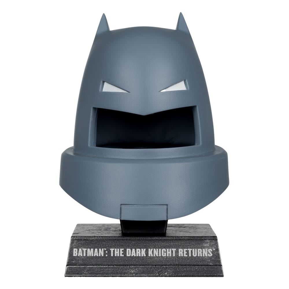MADE TO ORDER Batman DC Direct Mini Replica 1/3 Armored Batman Cowl (Dark Knight Returns) 18 cm