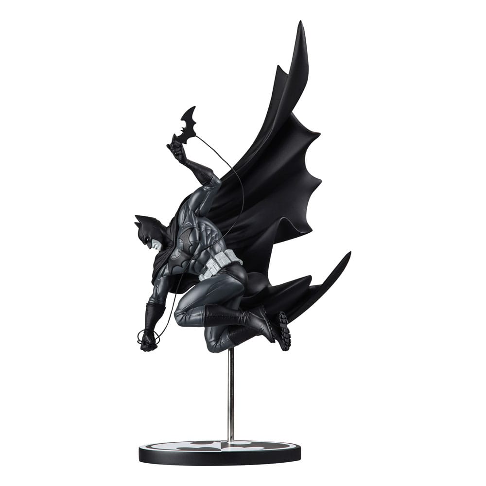 SU ORDINAZIONE DC Direct Batman Black & White Statue 1/10 Batman by Inhyuk Lee 25 cm ESAURITO