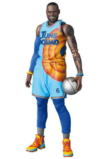 PREORDINE ESAURITO Space Jam: A New Legacy MAF EX Action Figure LeBron James 16 cm
