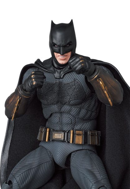 PREORDINE ESAURITO Batman MAFEX Action Figure Batman Zack Snyder´s Justice League Ver. 16 cm