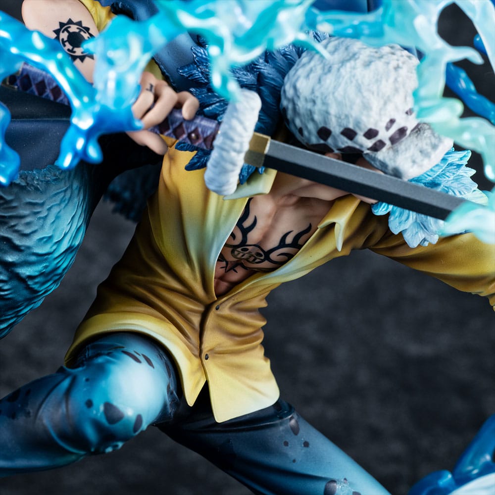 PREORDINE 03/2026 One Piece Portrait Of Pirates WA-MAXIMUM PVC Statue Trafalgar Law The Surgeon of Death Awaken Ver. 27 cm (PREORDINE NON CANCELLABILE)