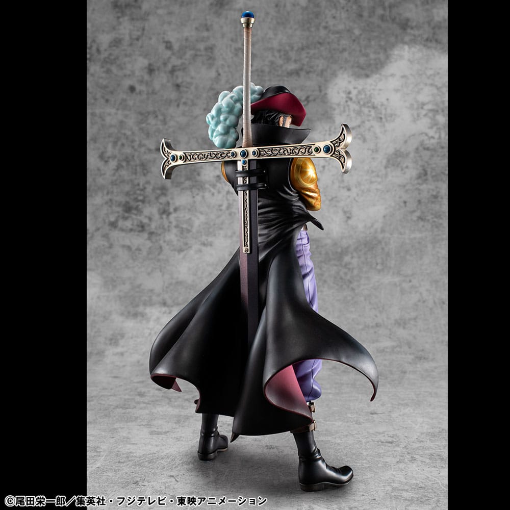 SU ORDINAZIONE One Piece P.O.P SA-MAXIMUM PVC Statue Hawk Eye Dracule Mihawk Ver. R 29 cm