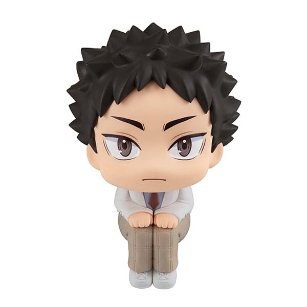 PREORDER+ CLOSED 07/2026 Haikyu!! Look Up PVC Statue Hajime Iwaizumi 11 cm