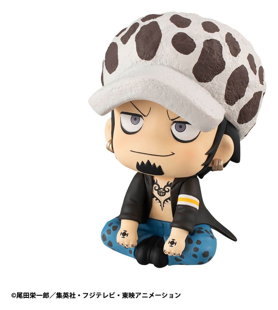 PREORDINE+ CHIUSO 10/2026 One Piece Look Up PVC Statue Trafalgar Law 11 cm