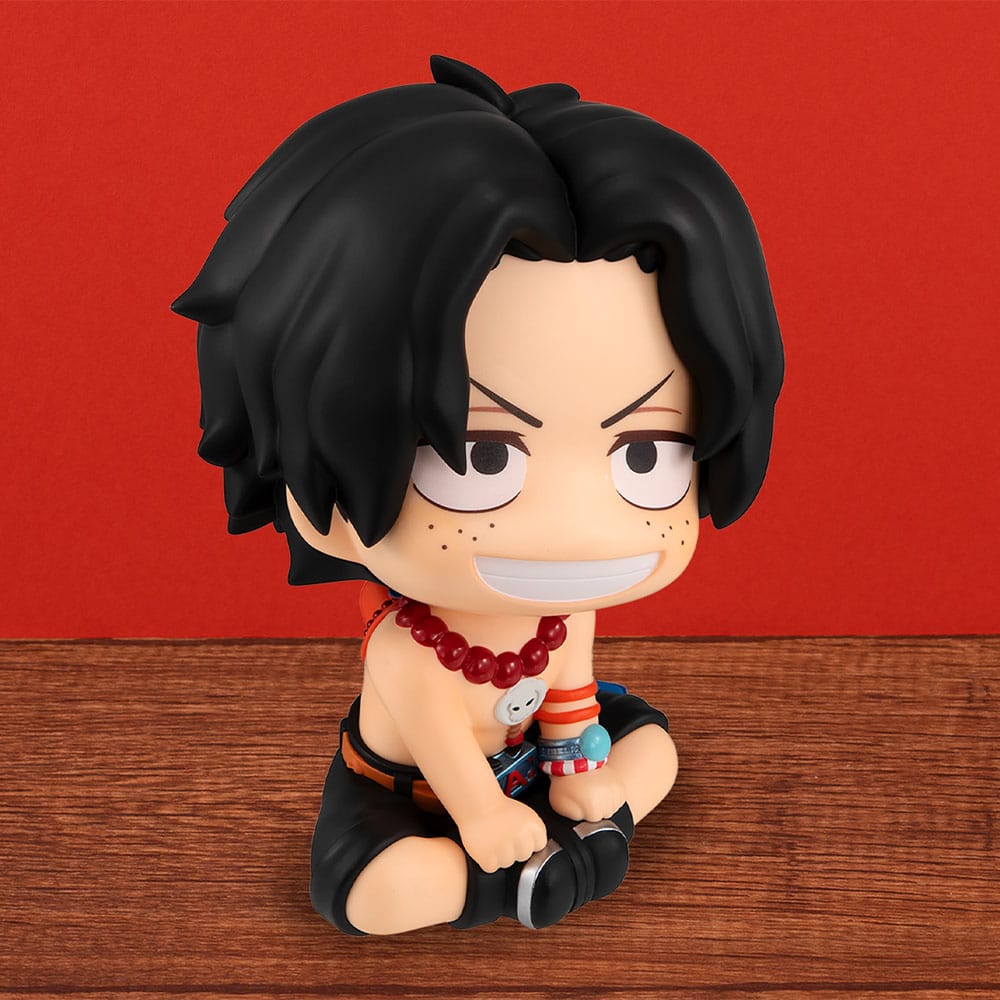 PREORDINE+ 03/2027 One Piece Look Up PVC Figure Portgas D. Ace 11 cm (Repeat)