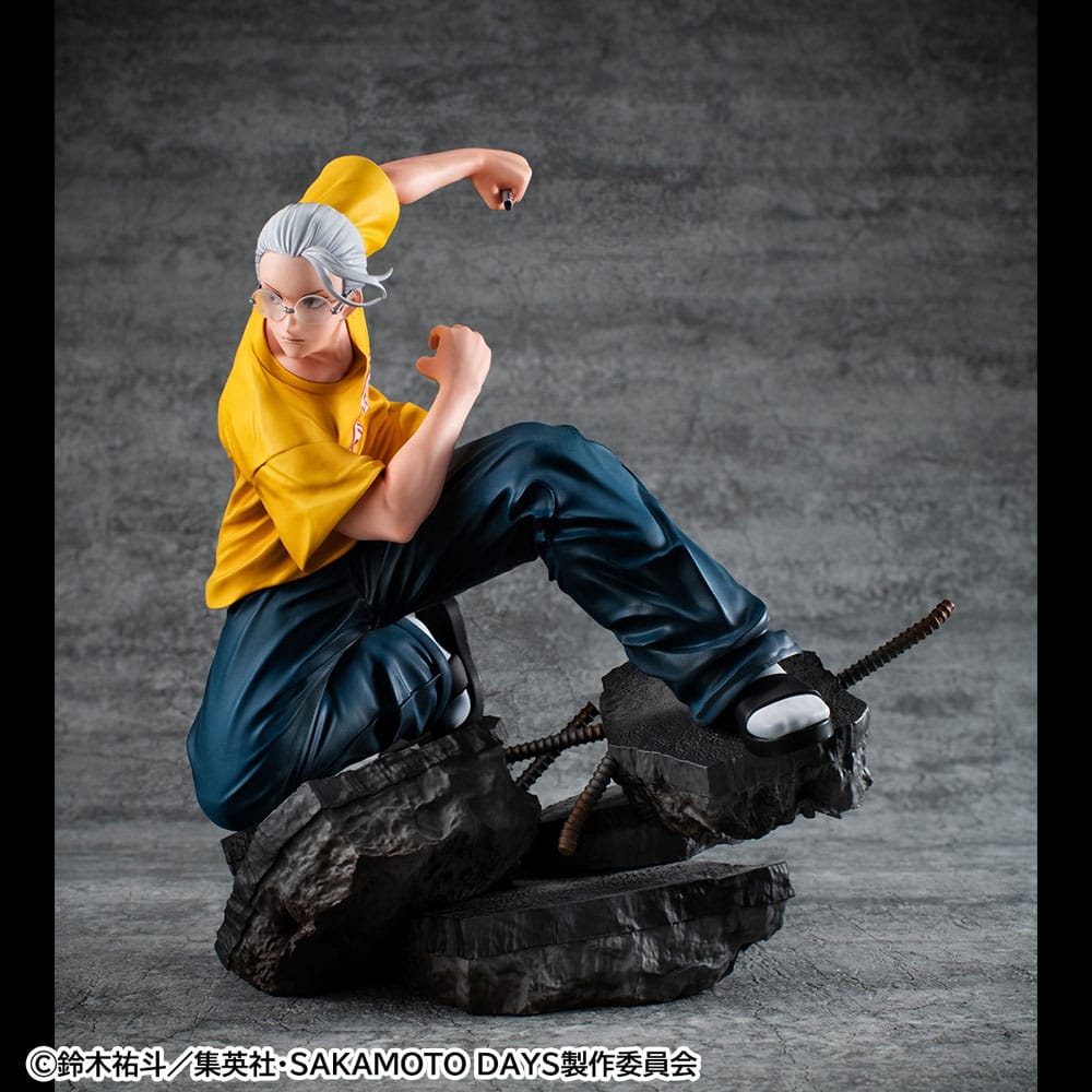 PREORDINE 02/2026 Sakamoto Days PVC Statue Taro Sakamoto 20 cm  (PREORDINE NON CANCELLABILE)