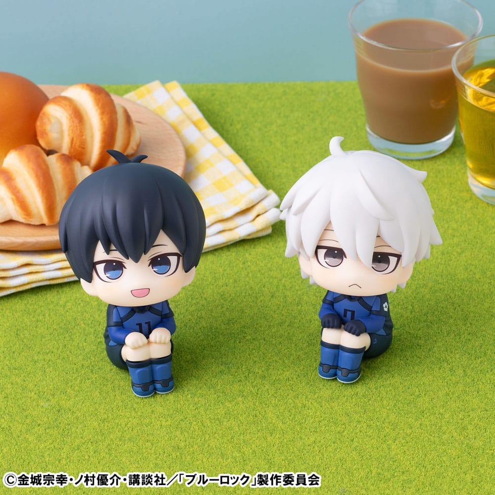 PREORDINE 11/2025 Blue Lock Look Up PVC Statue Yoichi Isagi & Seishiro Nagi Japanese National Player Match Ver. 11 cm (with gift) (PREORDINE NON CANCELLABILE)