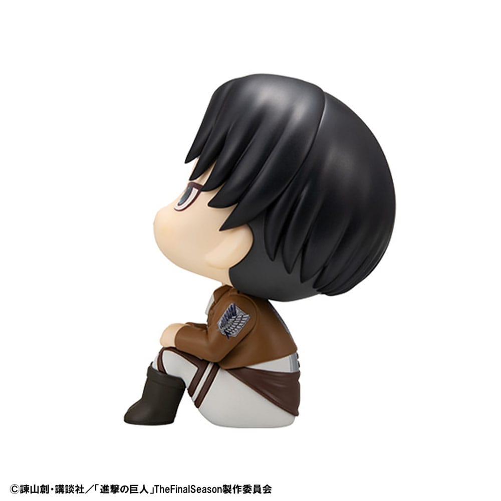 PREORDINE+ 03/2026 Attack on Titan Look Up PVC Statue Levi 11 cm