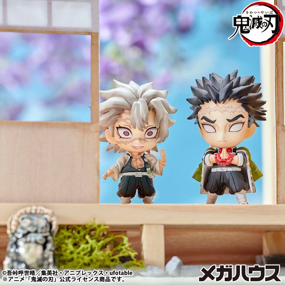 SU ORDINAZIONE Demon Slayer Kimetsu no Yaiba Trading Figure Tanjiro & Friends 5 cm Assortment (8)