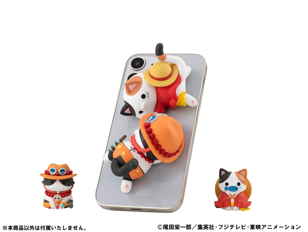 SU ORDINAZIONE One Piece Mega Cat Project Trading Figure Egghead NyanPieceNyan! Stickie! 3 cm Assortment (8)