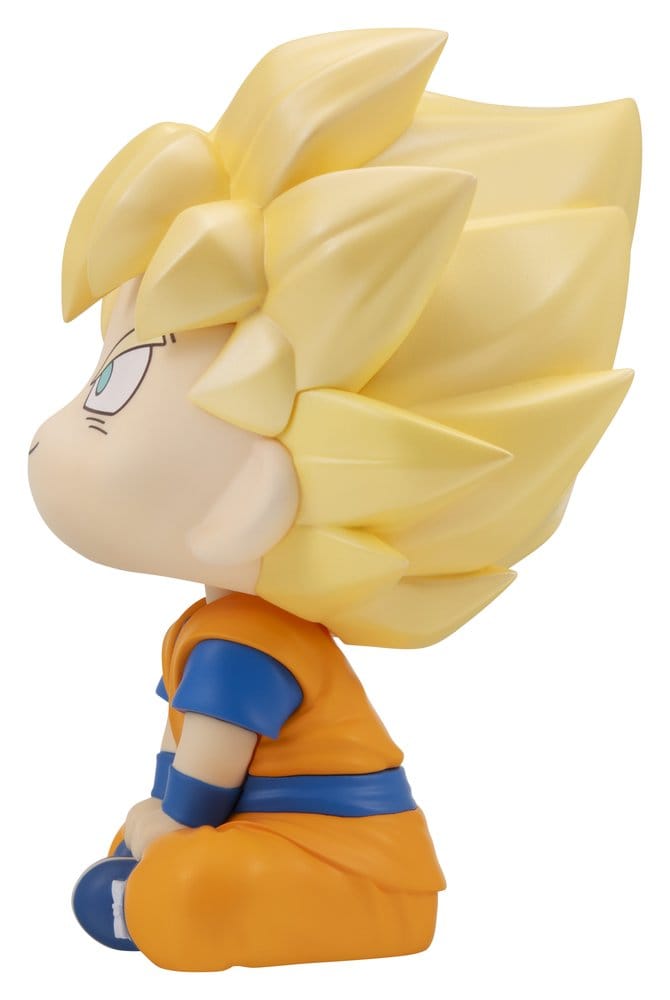 PREORDINE+ 03/2027 Dragon Ball DAIMA Look Up PVC Figure Super Saiyan Son Goku (mini) 11 cm