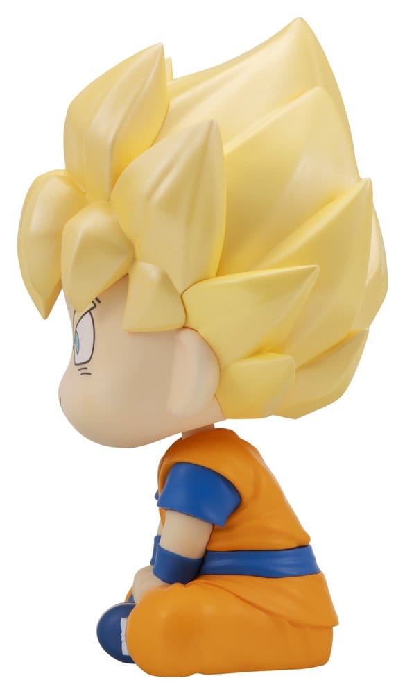 PREORDINE+ 03/2027 Dragon Ball DAIMA Look Up PVC Figure Super Saiyan Son Goku (mini) 11 cm
