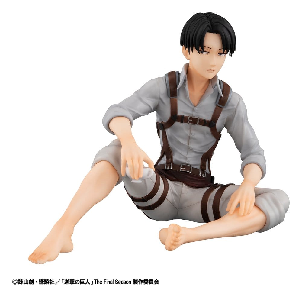 PREORDINE+ 03/2027 Attack on Titan G.E.M. Series PVC Figure Squad Captain Levi Palm Size 9 cm