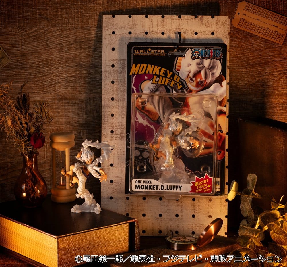 PREORDINE+ 05/2027 One Piece Wallstar PVC Figure Monkey D. Luffy Gear Fifth 10 cm