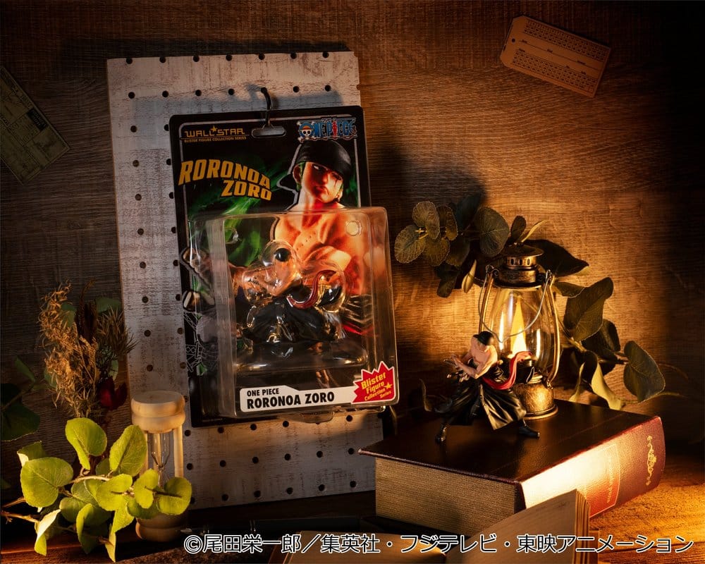 PREORDINE+ 05/2027 One Piece Wallstar PVC Figure Roronoa Zoro 9 cm