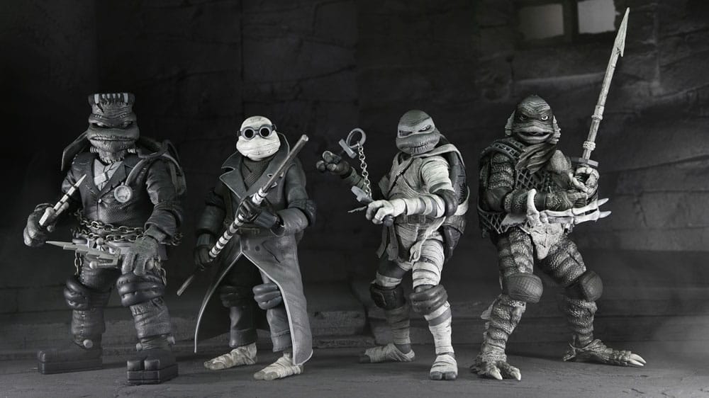 MADE TO ORDER Universal Monsters x Teenage Mutant Ninja Turtles Action Figures 4-Pack Turtles Black &amp; White 18 cm