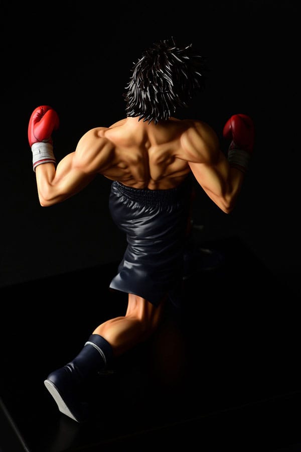 PREORDINE CHIUSO Hajime no Ippo PVC Statue 1/6 Takeshi Sendou Finish Blow 29 cm