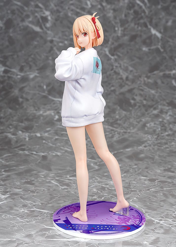PREORDINE+ 05/2026 Lycoris Recoil PVC Statue 1/7 Chisato Nishikigi: Oversized Sweatshirt Ver. 25 cm