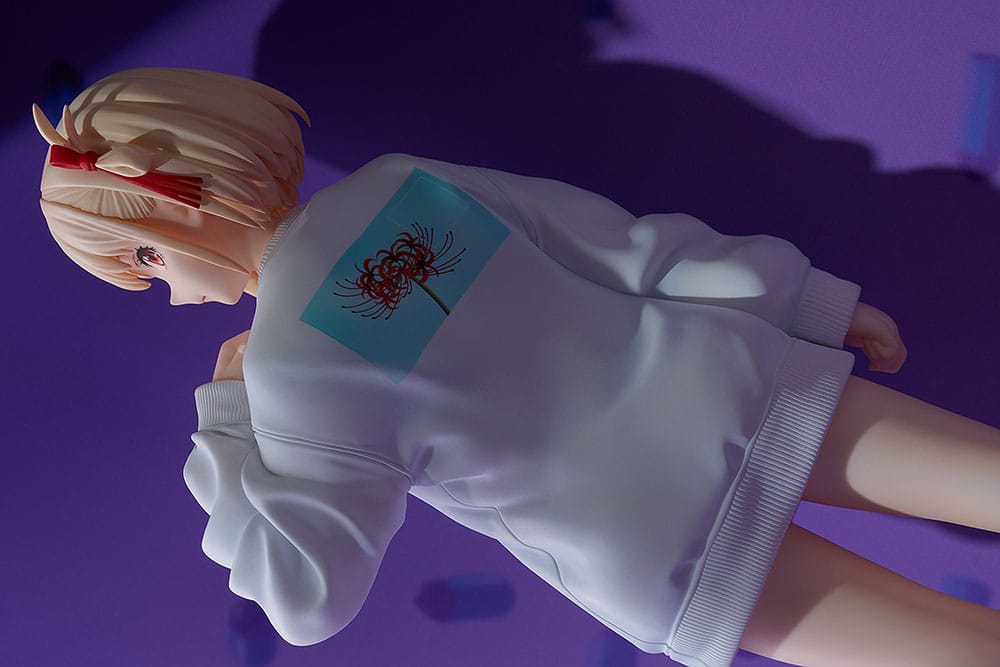 PREORDINE+ 05/2026 Lycoris Recoil PVC Statue 1/7 Chisato Nishikigi: Oversized Sweatshirt Ver. 25 cm