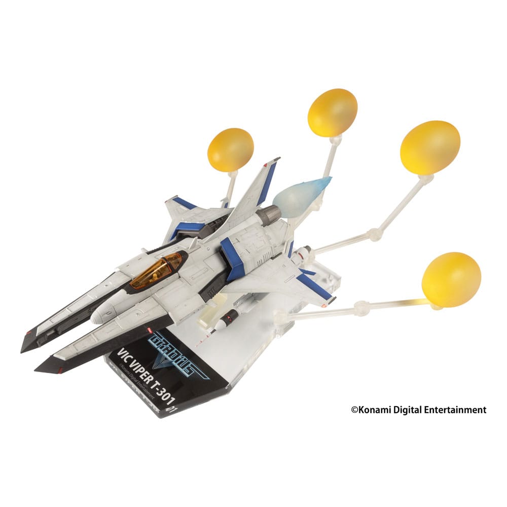 PREORDINE ESAURITO   Gradius V Plastic Kit 1/144 VIC VIPER T-301 Peinted Finished 14 cm