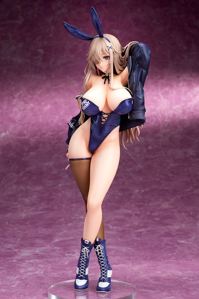 PREORDINE 05/2026 Original Character PVC Statue 1/7 Bad Bunny Illustration by Mataro 27 cm (18+) (PREORDINE NON CANCELLABILE)
