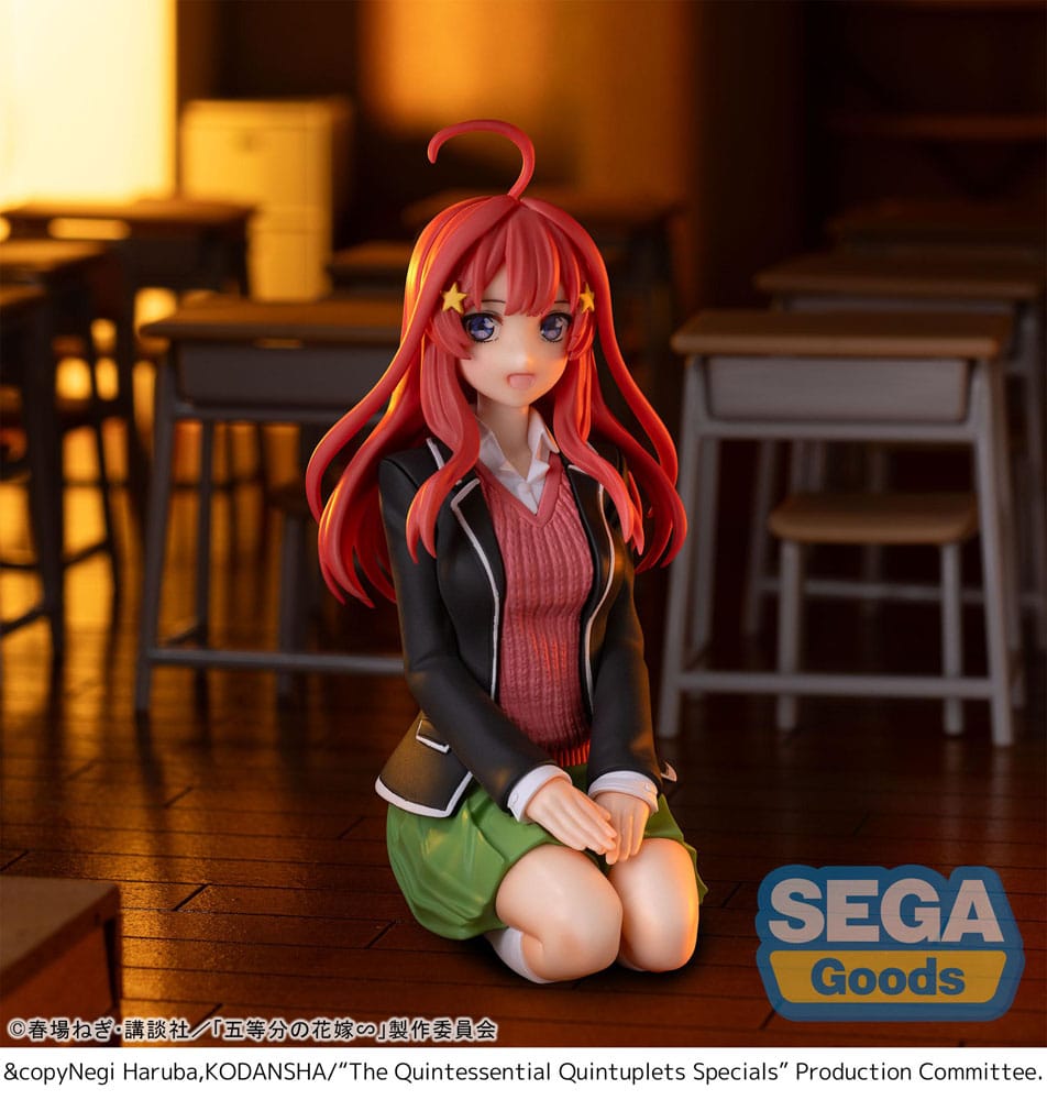 PREORDINE ESAURITO The Quintessential Quintuplets Specials PM Perching FIgure Itsuki Nakano 10 cm (H)