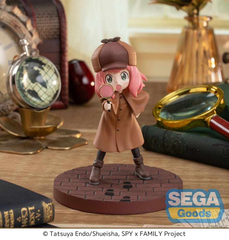 PREORDINE ESAURITO Spy x Family Luminasta PVC Statue Anya Forger Playing Detective Ver. 2 12 cm (H)