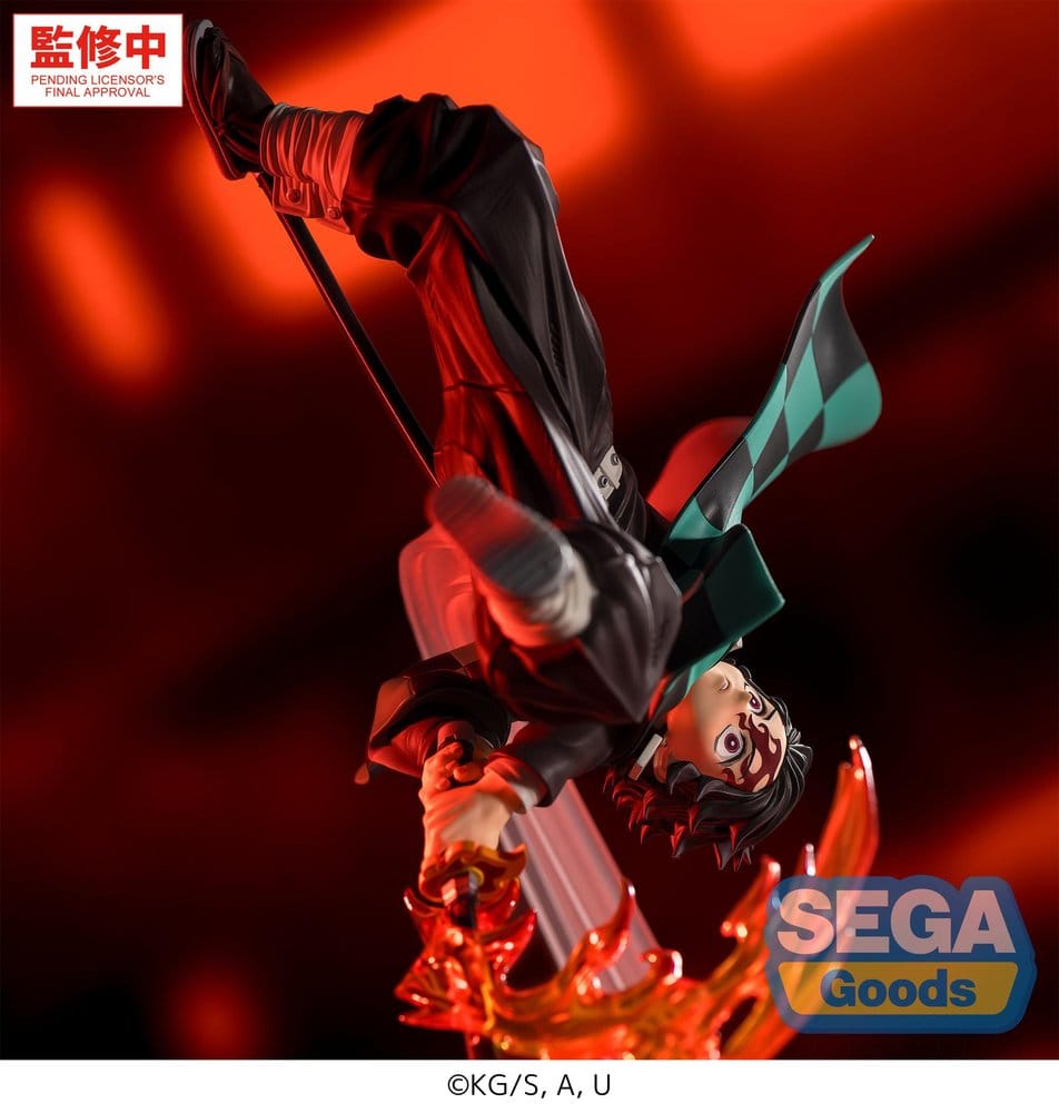 PREORDINE+ 11/2026 Demon Slayer: Kimetsu no Yaiba Luminasta PVC Figure Tanjiro Kamado Hinokami Kagura Setting Sun Transformation 15 cm