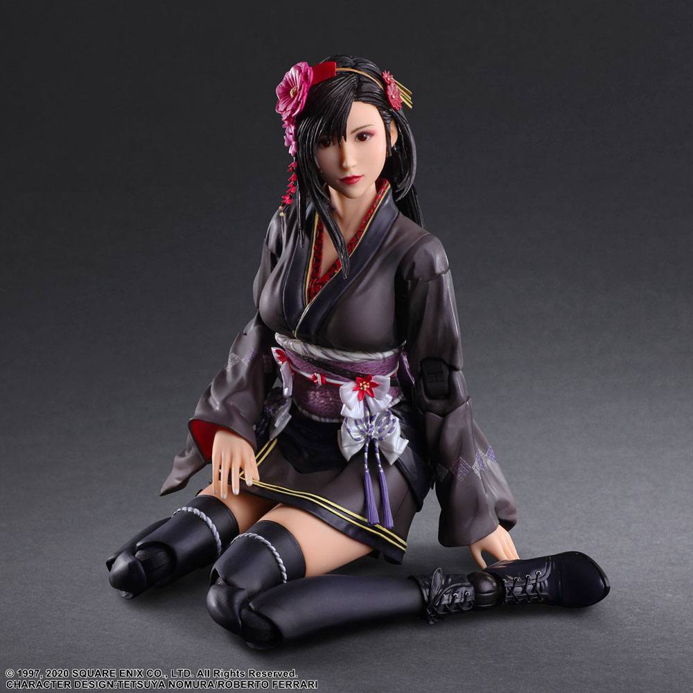 PREORDINE ESAURITO Final Fantasy VII Remake Play Arts Kai Action Figure Tifa Lockhart Exotic Dress Ver. 25 cm