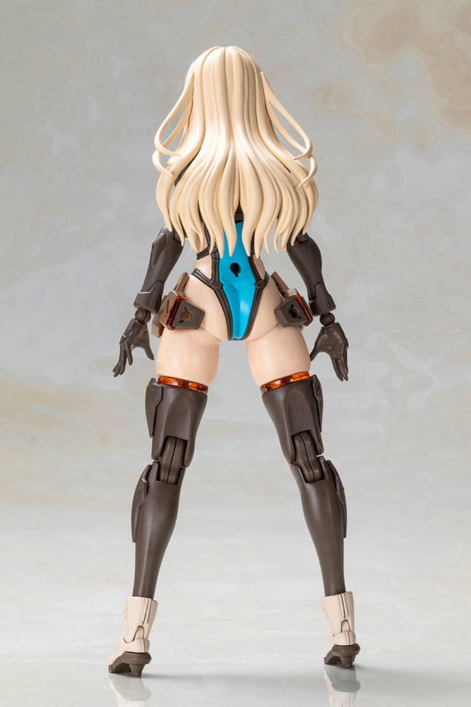 SU ORDINAZIONE Front Mission Structure Arts Plastic Model Kits Zenith Girl 16 cm 