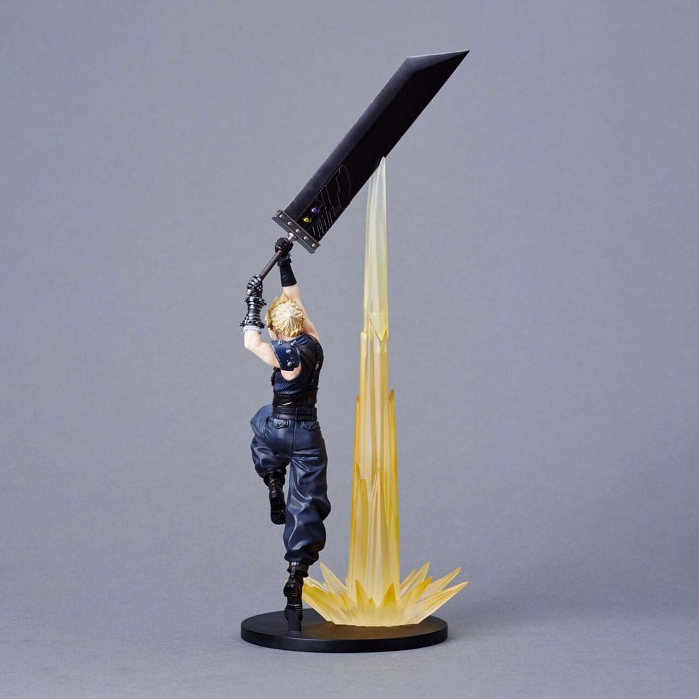 PREORDINE CHIUSO 05/2025 Final Fantasy VII Rebirth Figure Cloud Strife 30 cm (PREORDINE NON CANCELLABILE)