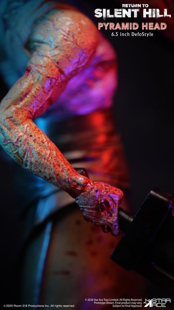 PREORDINE+ 03/2027 Return to Silent Hill (2026) DefoStyle Figure Pyramid Head 20 cm