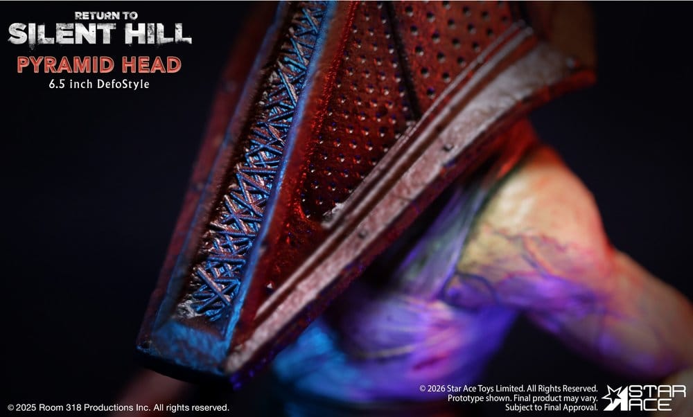 PREORDINE+ 03/2027 Return to Silent Hill (2026) DefoStyle Figure Pyramid Head 20 cm