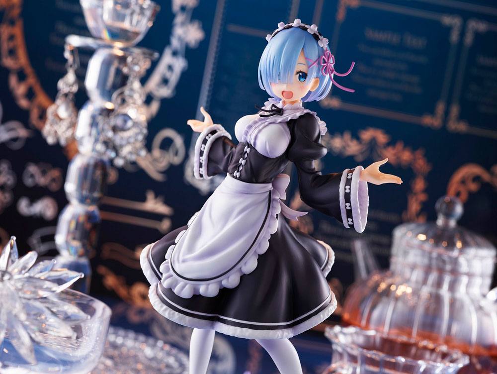 IN STOCK (Scatola Danneggiata) Re:Zero PVC Statue AMP Rem Winter Maid Image Ver. 23 cm